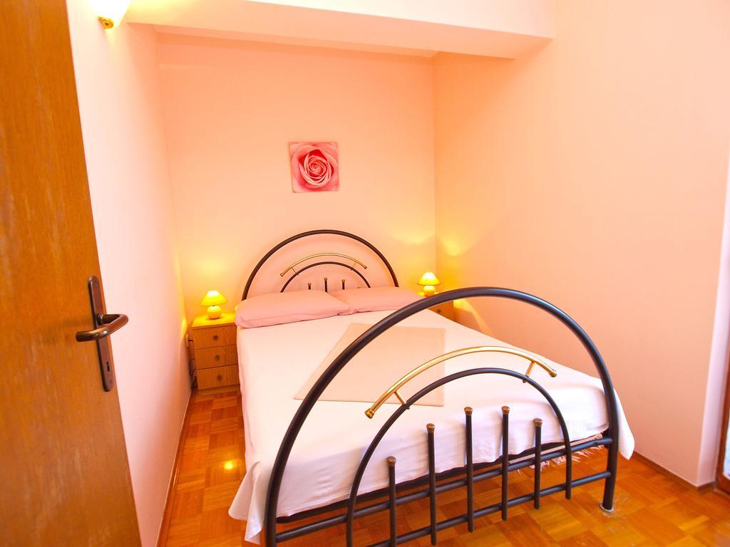 Apartments Dubravka 1315 ヴルサル エクステリア 写真